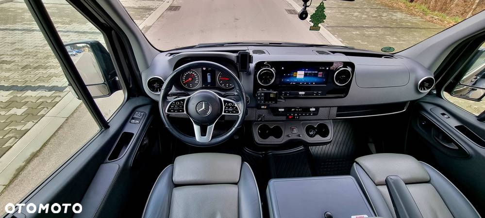 Mercedes-Benz Sprinter - 31