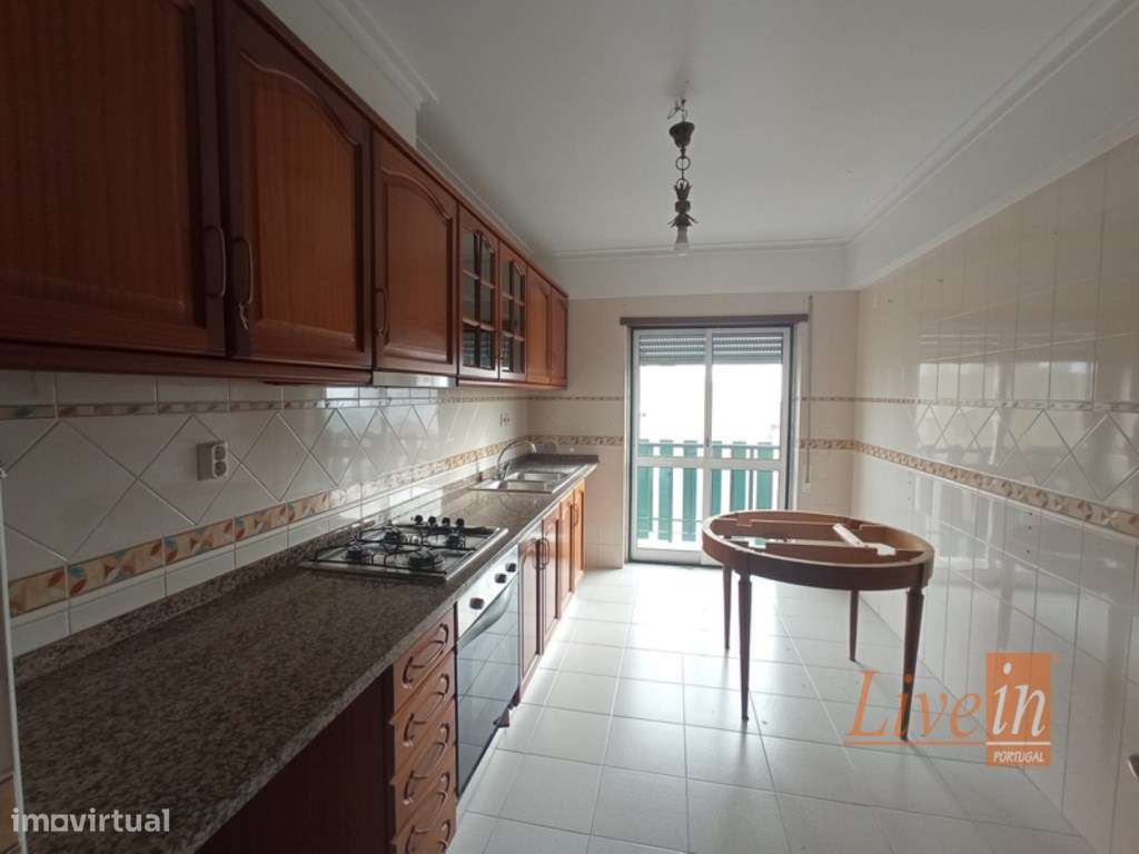 Apartamento T3 no Carregado - Grande imagem: 4/15