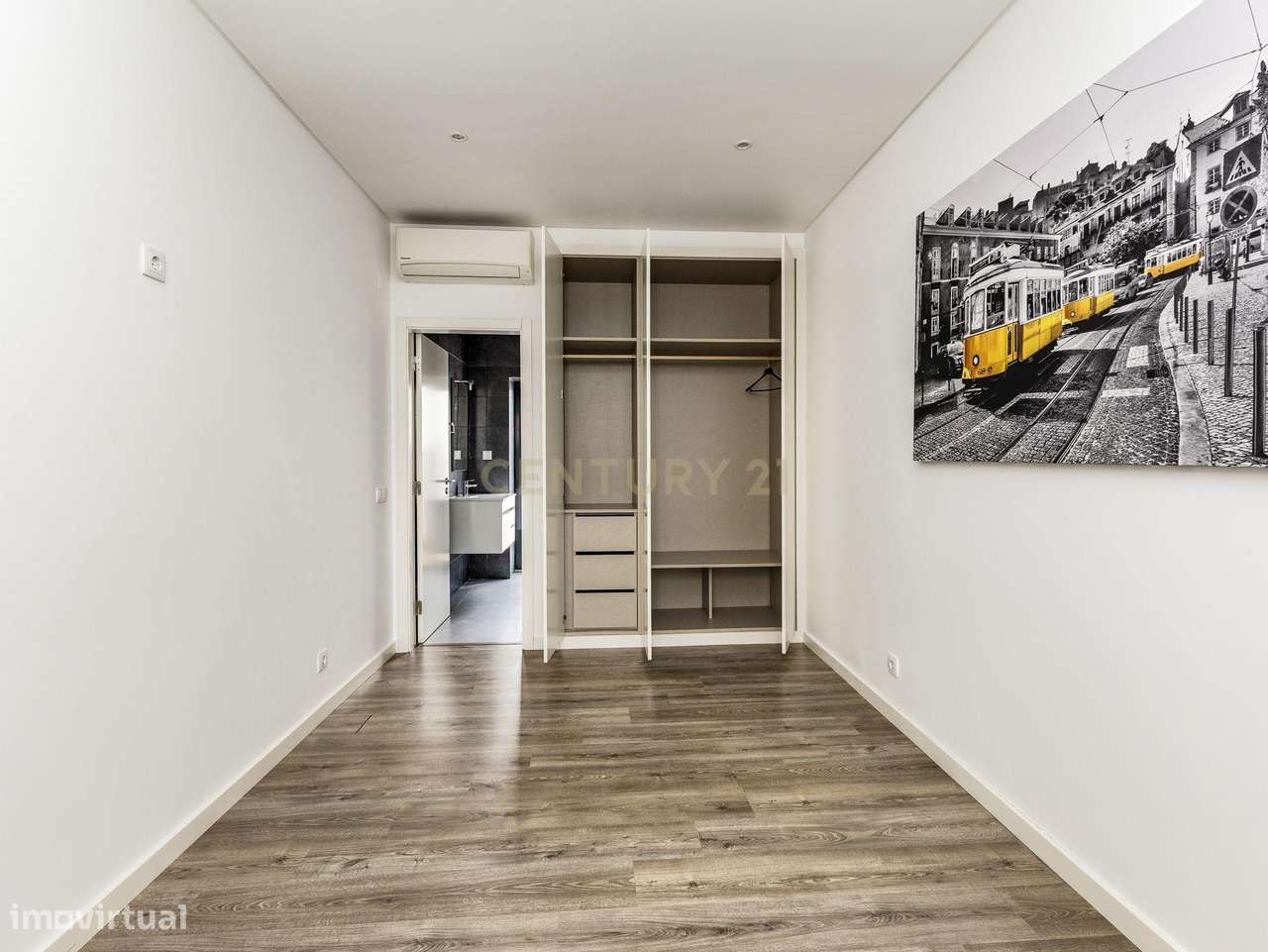 T1 NOVO | EQUIPADO | COM PATIO | CAMPO DE OURIQUE - Grande imagem: 5/24