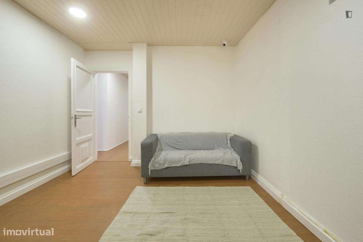 Quarto - localizado em Avenida da Liberdade Lisbon - Grande imagem: 4/10