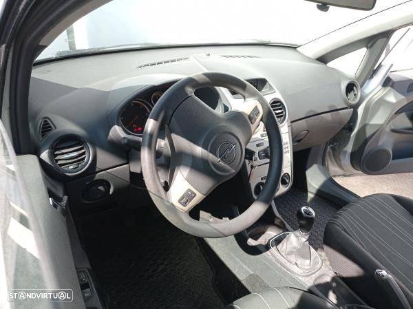 Para Peças Opel Corsa D (S07) - 7