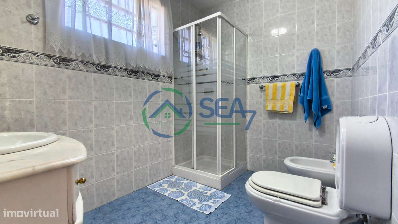 Moradia T3 com terreno, Apúlia-12