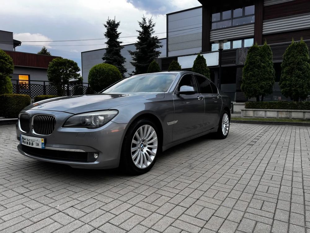BMW 7 Series F01 (2008-2015) 730d 2011