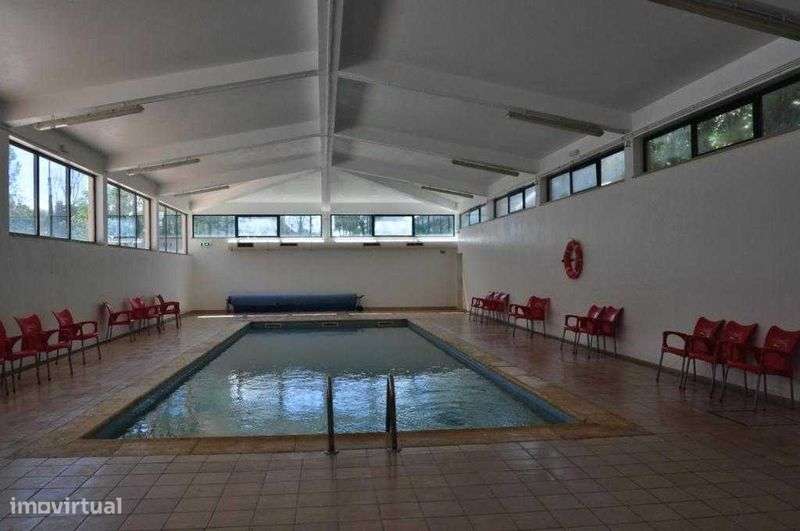 ARRENDA-SE T1- Totalmente equipado -Condomínio fechado Portimão - Grande imagem: 3/12