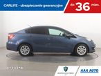 Kia Rio - 7