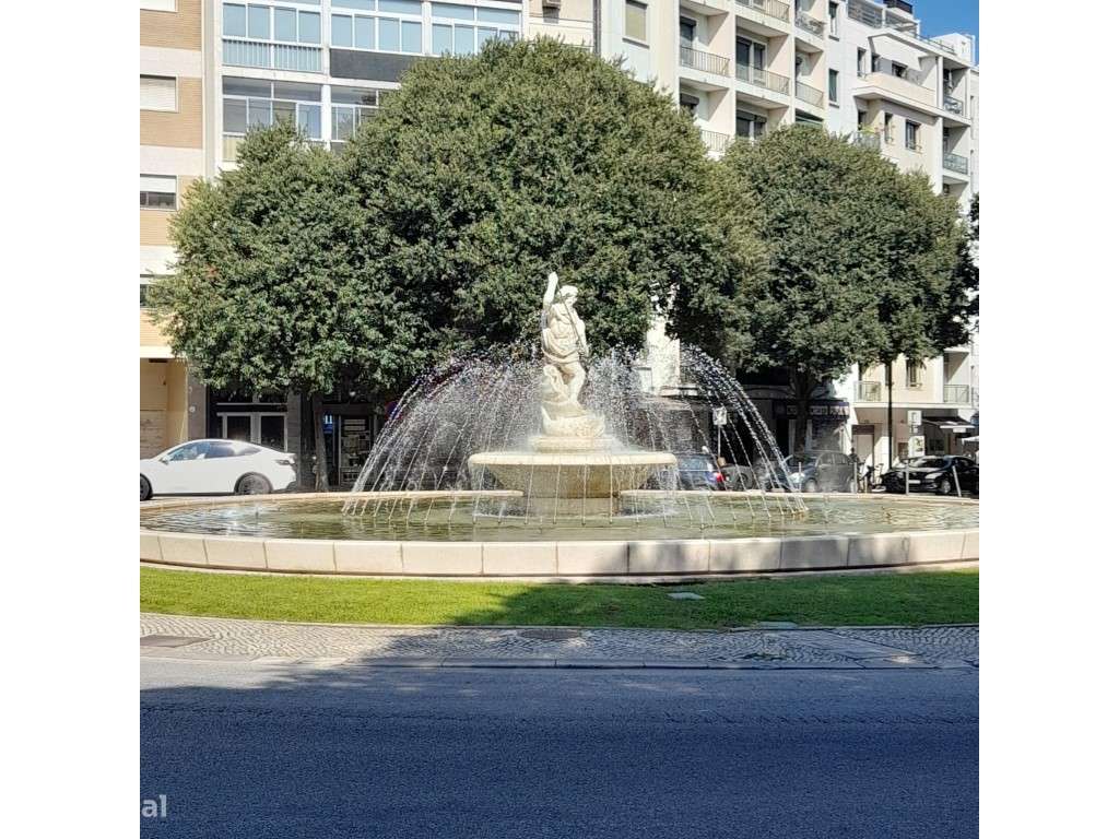 Loja para venda em Arroios, Lisboa - Grande imagem: 1/16