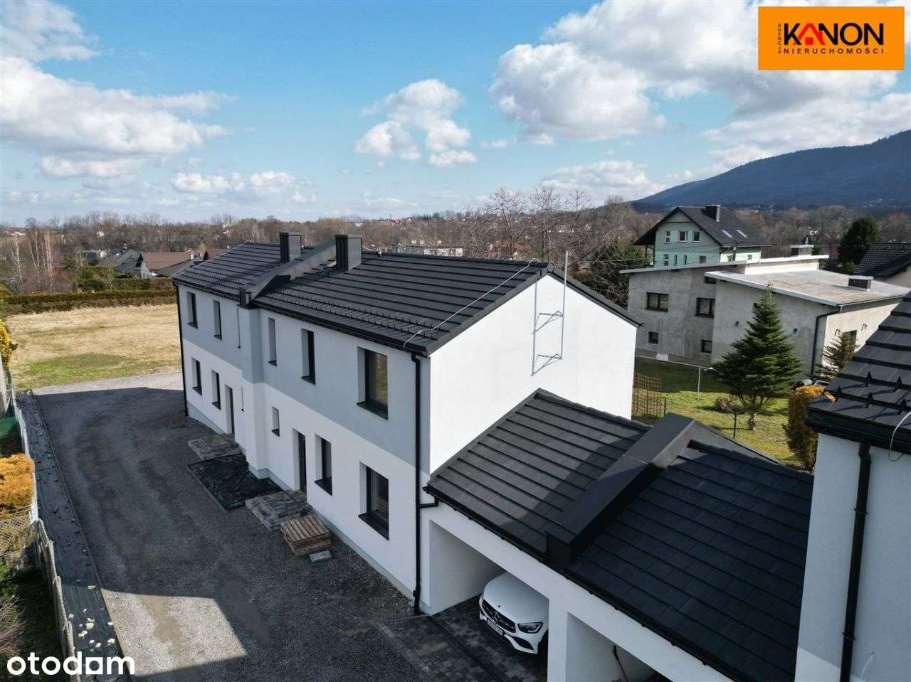 Dom, 96,75 m², Kozy