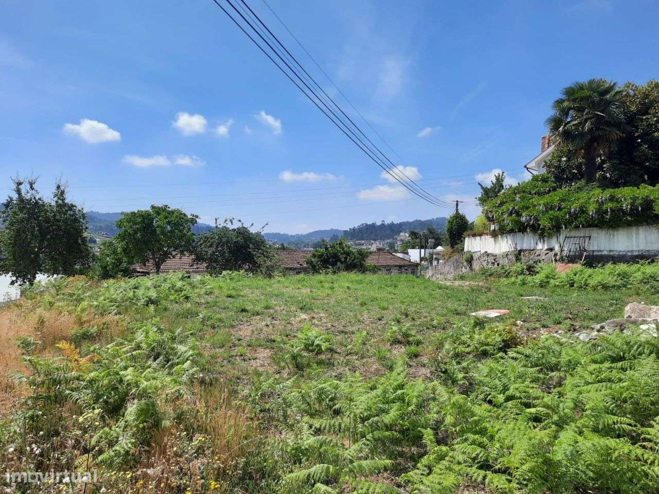 Terreno para construção na cidade de Fafe com 1.294 m2 - Grande imagem: 5/26