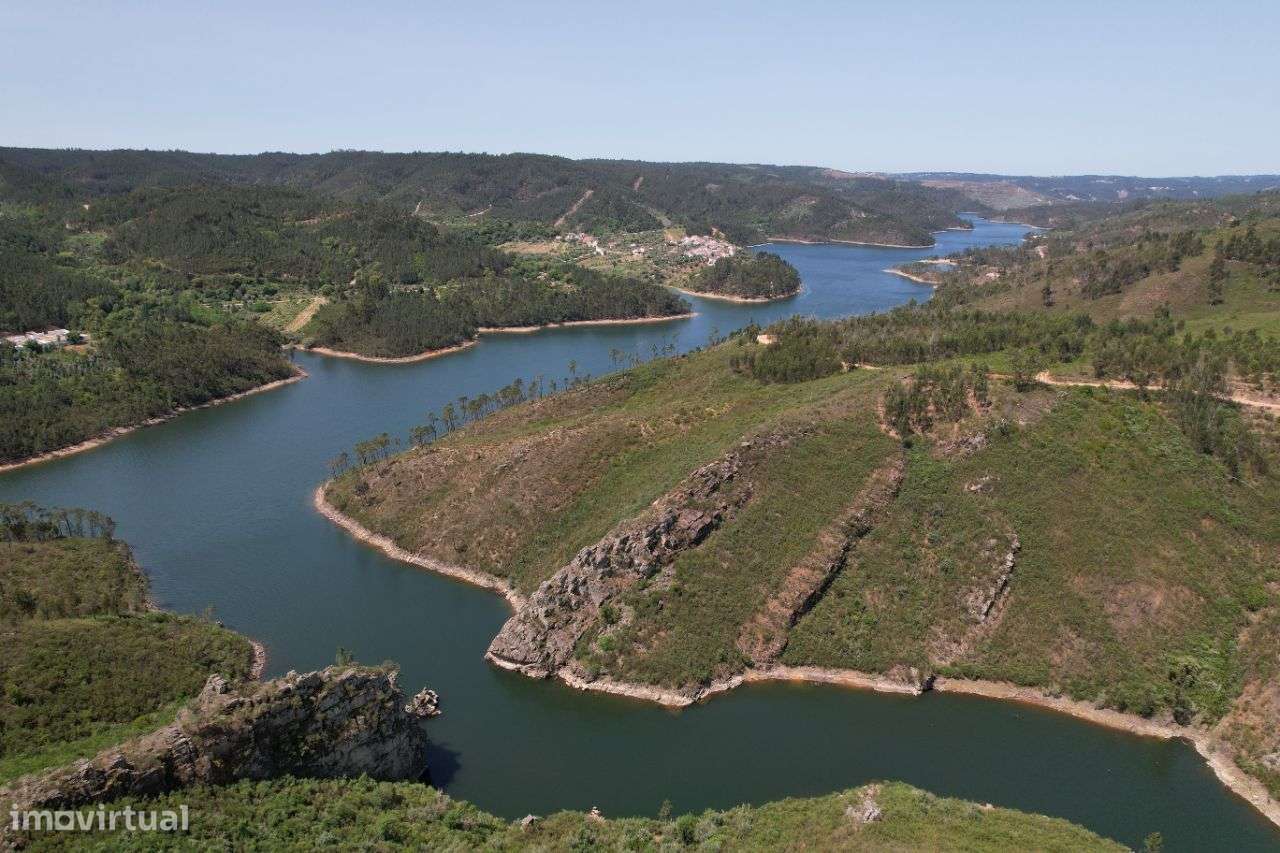 Ruínas c/ possibilidade de construção 270m2, perto do rio, Vila de Rei-17