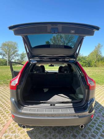 Volvo XC 60 D5 AWD Aut. Edition Pro - 10