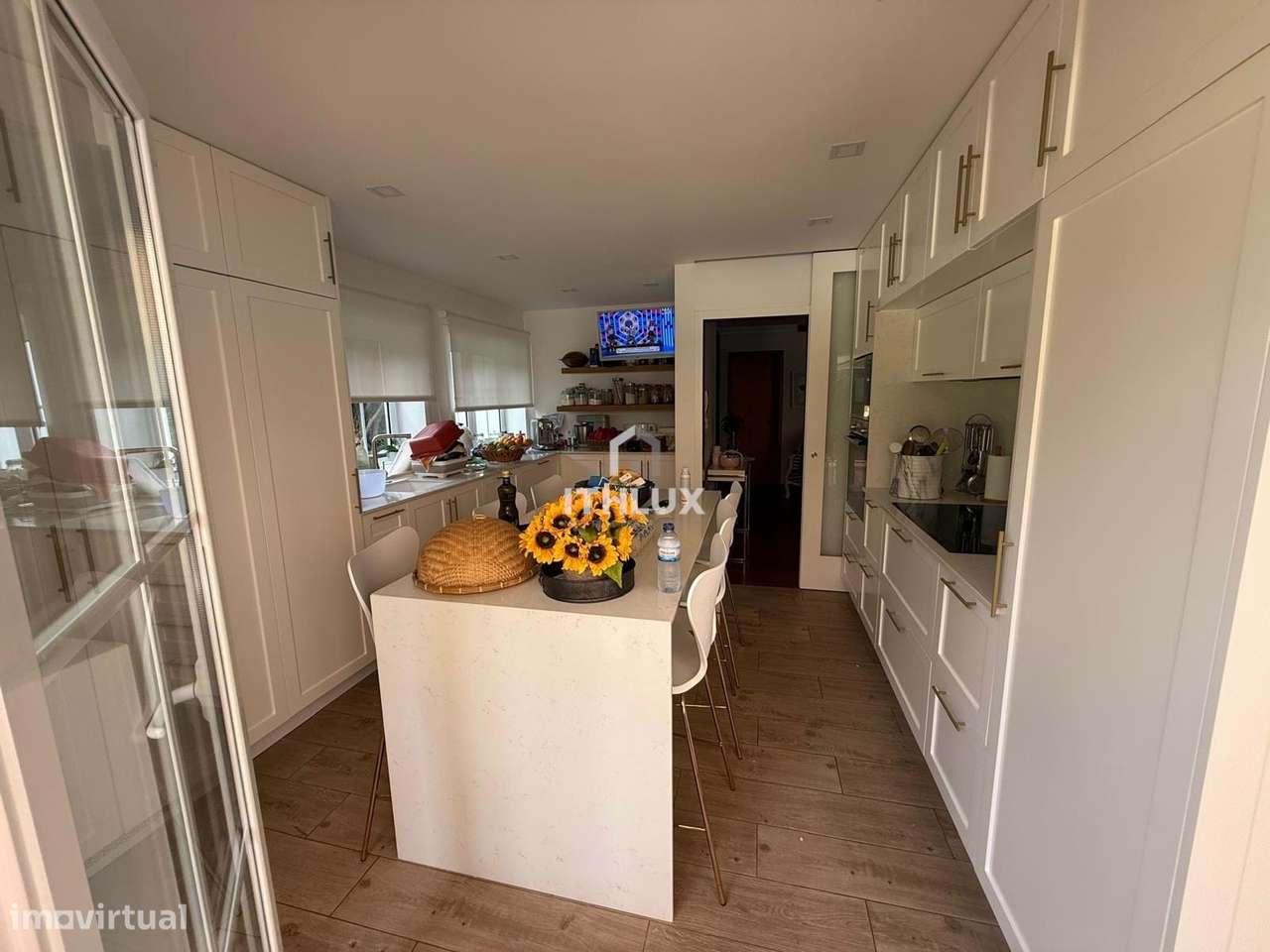 Moradia T4 com piscina em Esposende-5