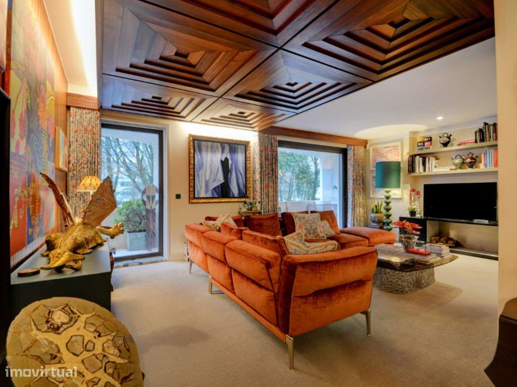 Apartamento totalmente remodelado | T3 +1 com origem em T5 - Grande imagem: 5/35