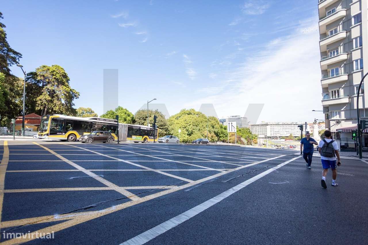 ​​​​​​​Trespasse de Pastelaria em Zona Nobre de Lisboa – Rua Castilho - Grande imagem: 2/28