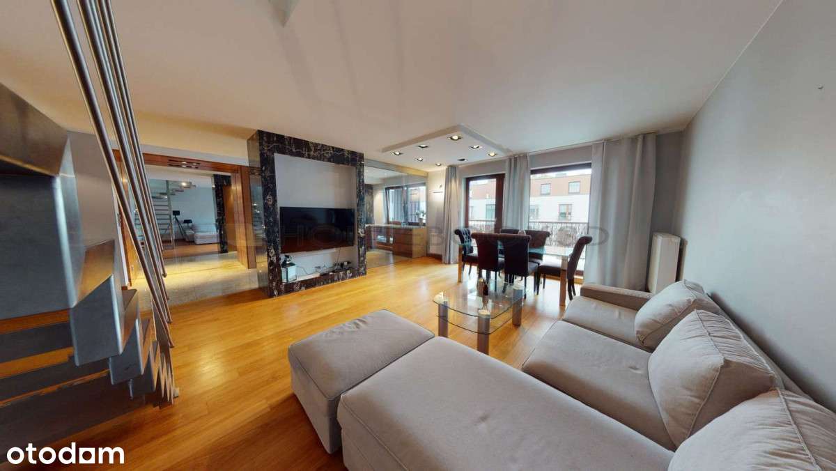 Dwupoziomowy penthouse w spokojnej okolicy