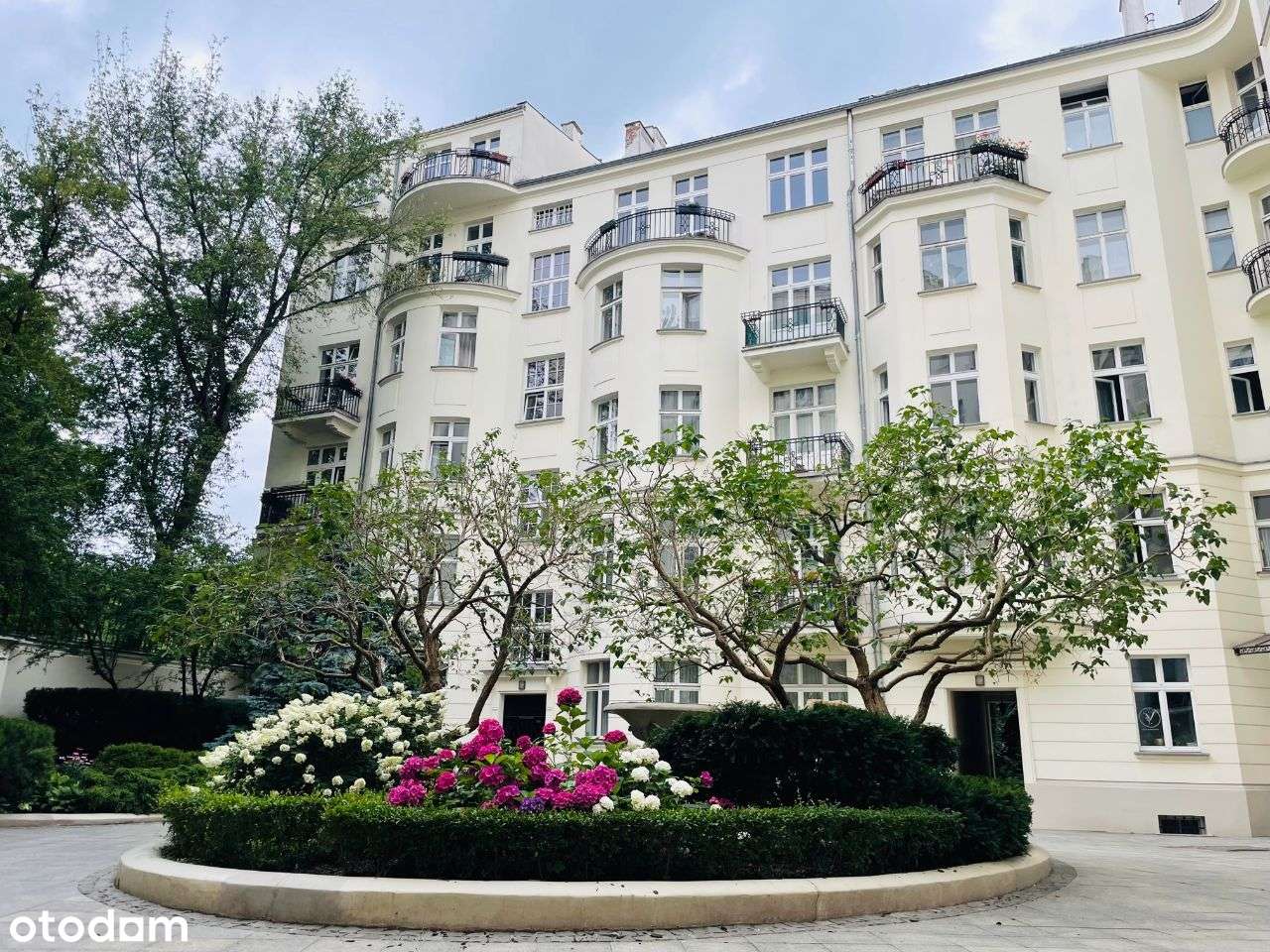 Urocze mieszkanie na Powiślu - Pełny obrazek: 2/8