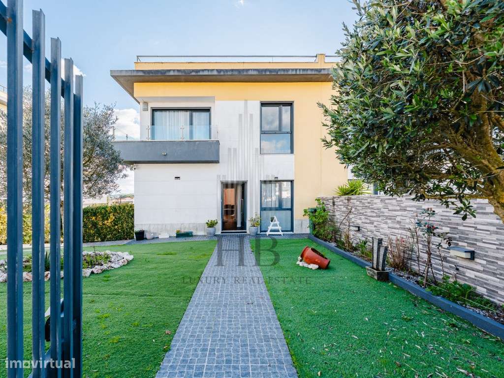 Moradia T3 +1 com Piscina e Jardim | Vila Verde | Sintra - Grande imagem: 3/60