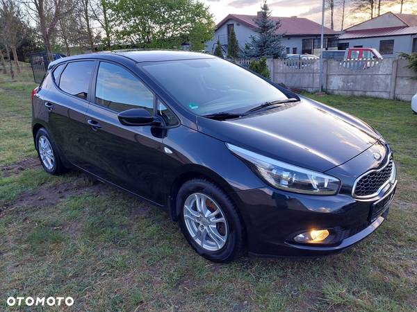 Kia Ceed 1.4 CVVT - 12