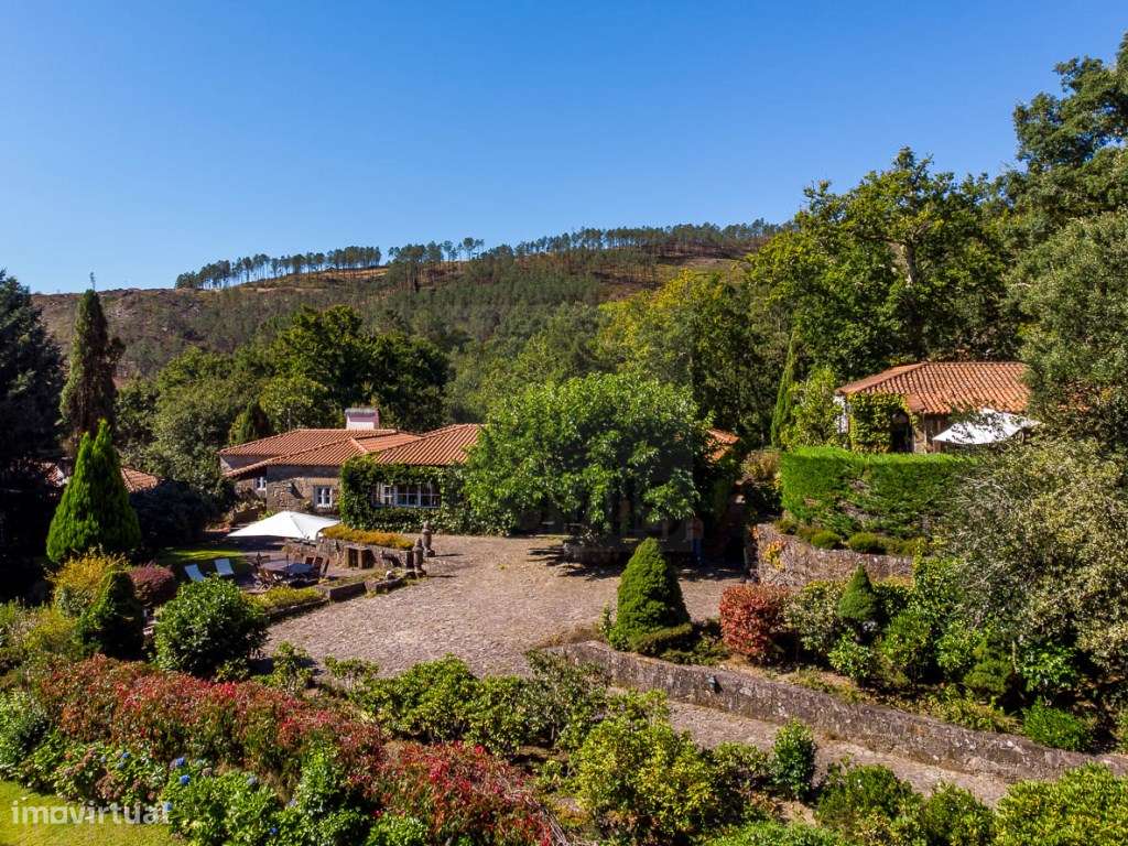 Quinta para venda em Vila Nova de Cerveira - Grande imagem: 2/40