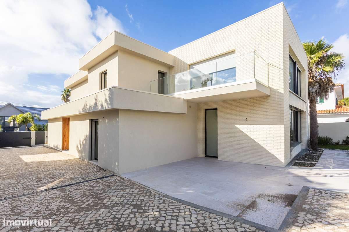 A estrear Villa T4 em Birre, Cascais-40