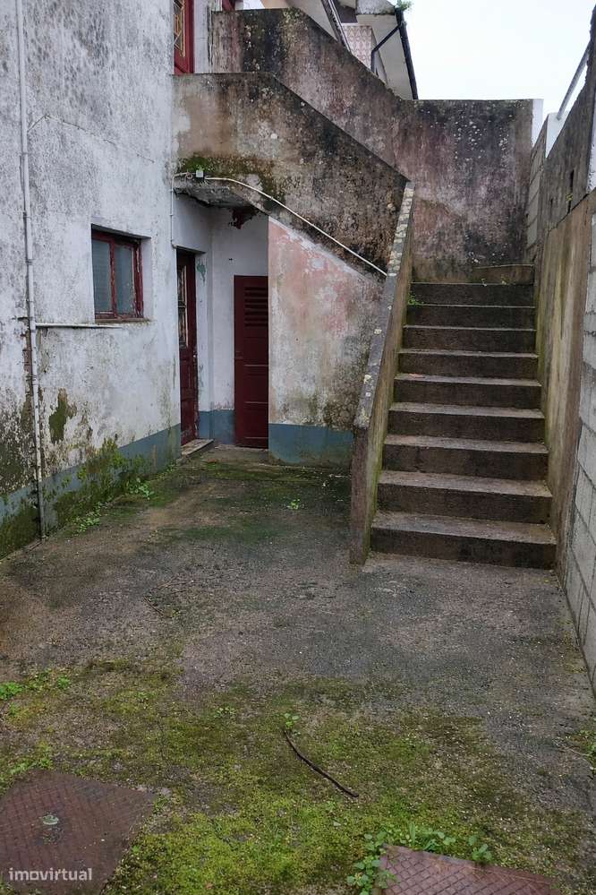 Moradia T3 com garagem e localização privilegiada - Grande imagem: 5/8