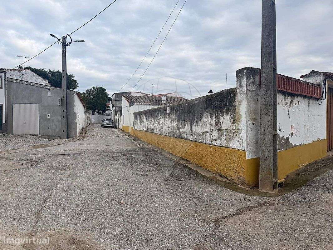 Moradia T9 para venda-7