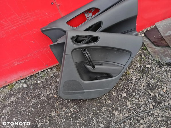 audi a1 8x 5d tapicerka boczek drzwi prawy tyl tylna tylnia 8x4868116 - 4