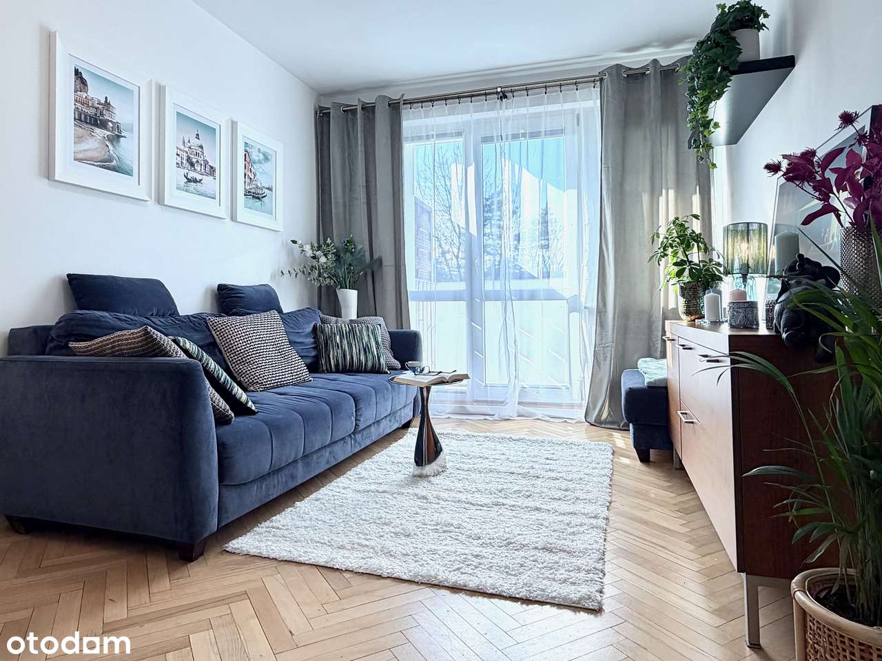 3 oddzielne pokoje ,oddzielna kuchnia, dwustronne, dla obcokrajowców-0