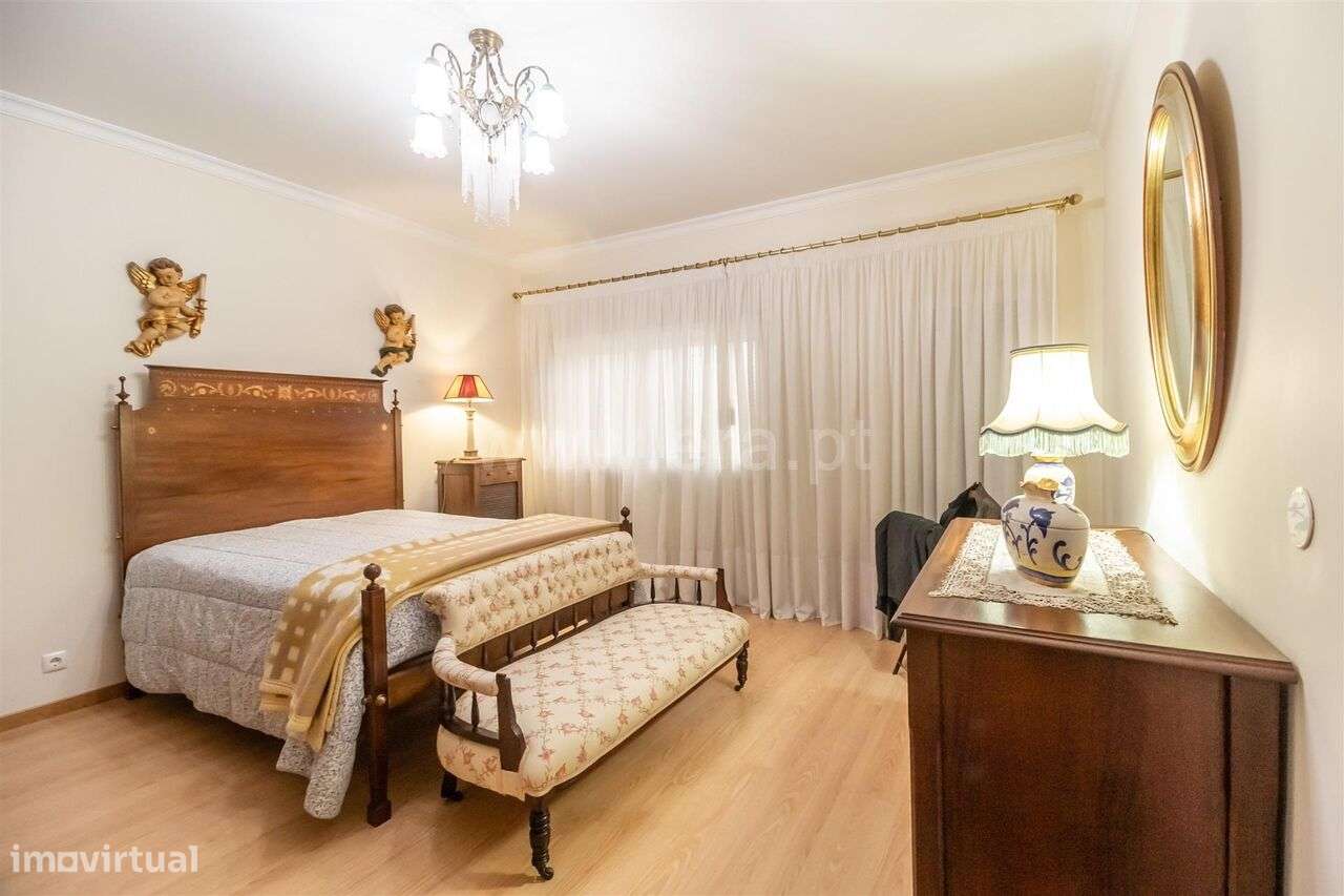 Moradia em Banda T4 / Fundão, Fundão-10