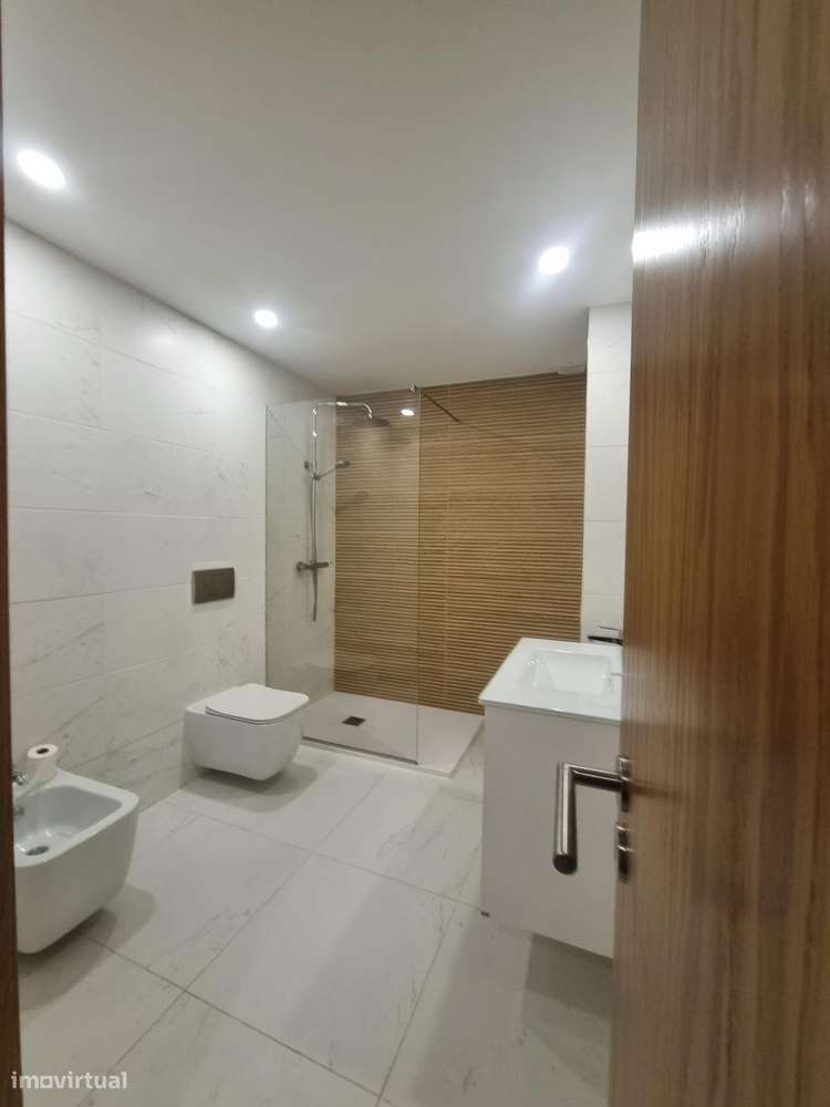 T0 / T1 Kit - Novo - Costa Cabral, Paranhos, Pronto habitar-0