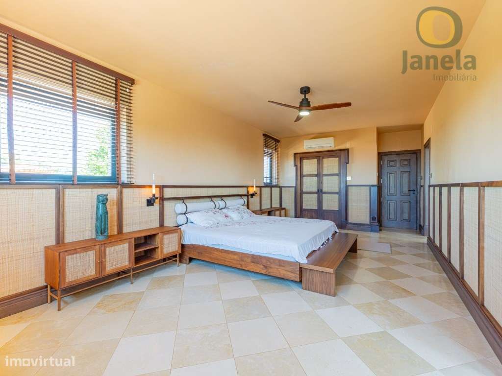 Encantadora Moradia T5 com vista Mar e Golfe, inserida num cenário ...-46