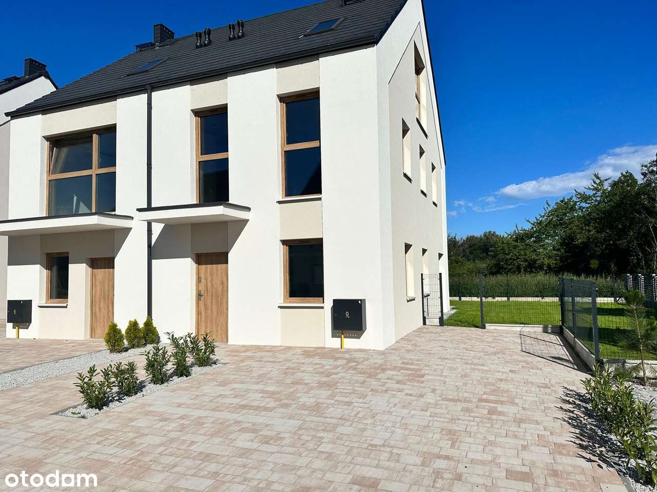 Dom wykończony pod klucz ZIELONA ALEJA Brzeg typ B-13