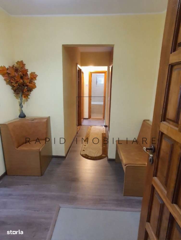 De Inchiriat - Ap. 3 Camere - Micro 17 - Imagine principală: 2/5