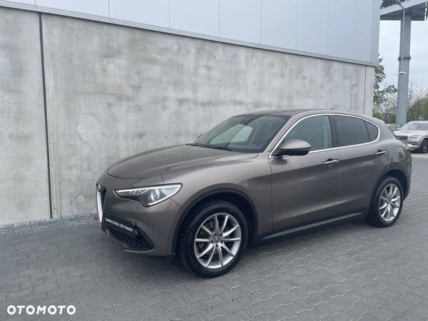 Alfa Romeo Stelvio - 3