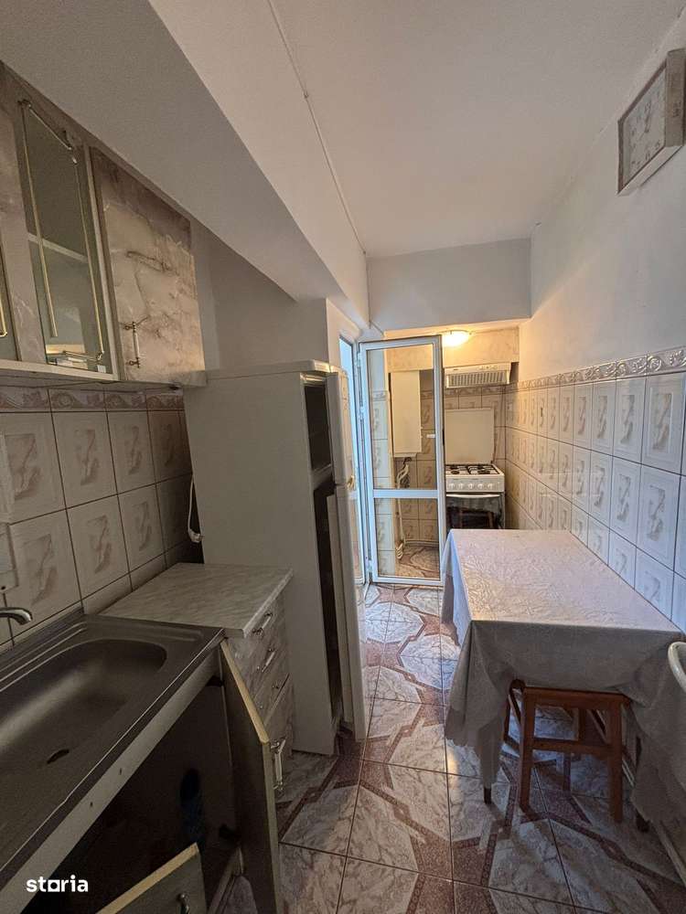 De inchiriat garsoniera mobilata și utilata Pret 200e - Imagine principală: 4/7