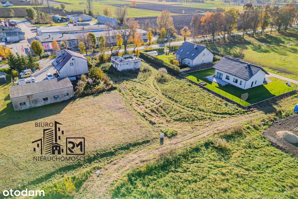 Dwie działki z rozpoczętą budową domu – Markusy-13