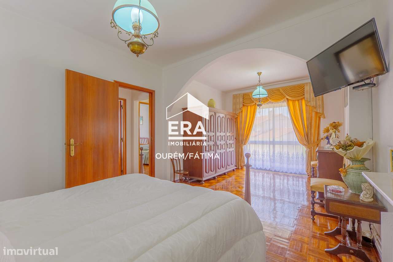 Moradia T5, Rio de Couros, Ourém-32