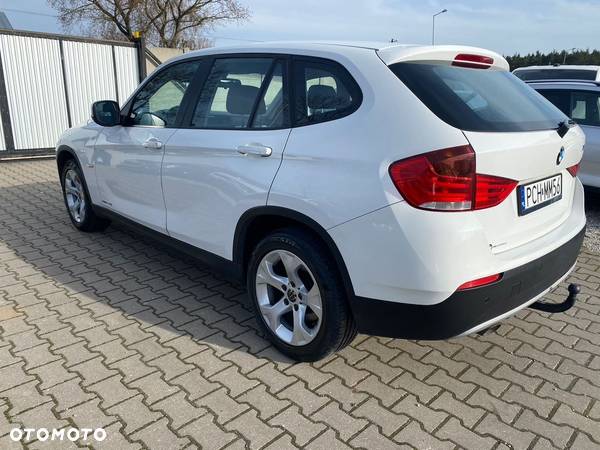 BMW X1 xDrive20d - 10