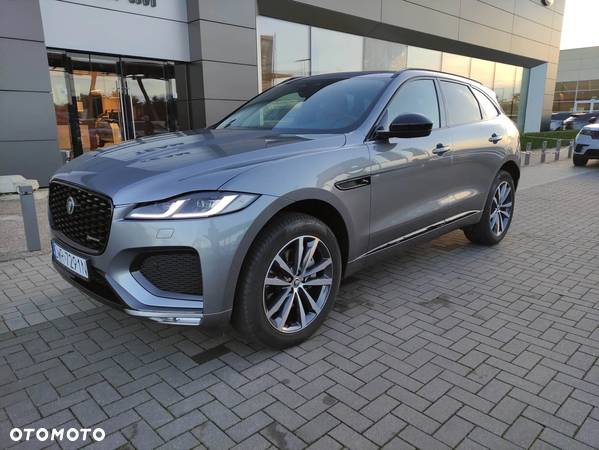 Jaguar F-Pace 2.0 P250 mHEV AWD R-Dynamic SE - 13