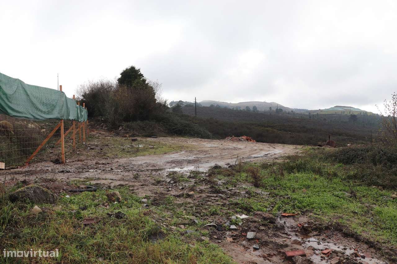 Terreno  Venda em Lustosa e Barrosas (Santo Estêvão),Lousada - Grande imagem: 3/9