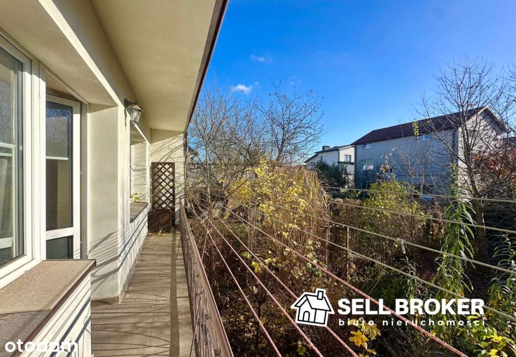 Dom w zielonce z dużą działką - 603 m2-5