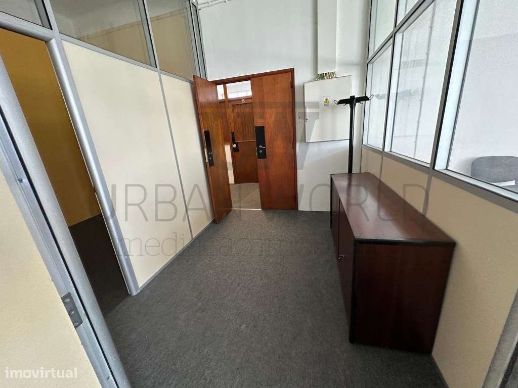 Escritórios P/ Arrendamento, Mafra, 110 - 130 m² - Grande imagem: 5/10