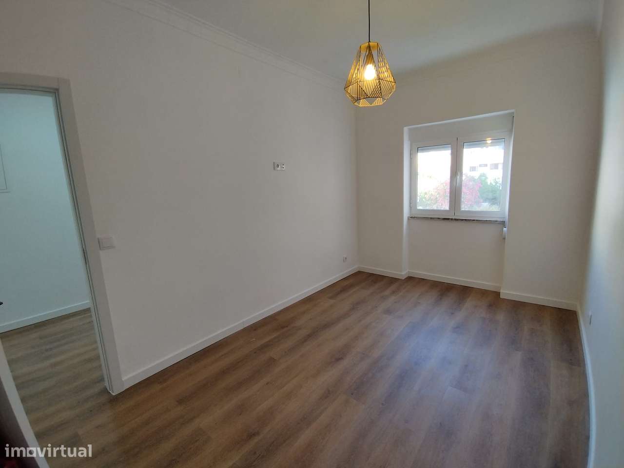 T1 2º andar todo remodelado Bx. da Banheira-9