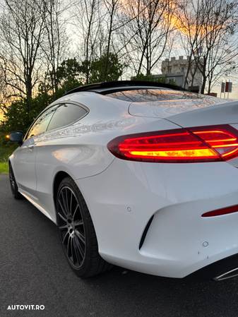 Mercedes-Benz C 250 Coupe Aut. - 9