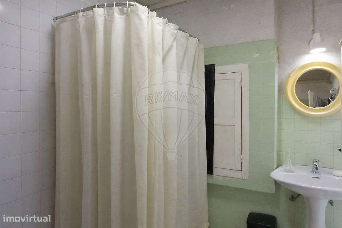 Moradia T6 para venda - Grande imagem: 2/11