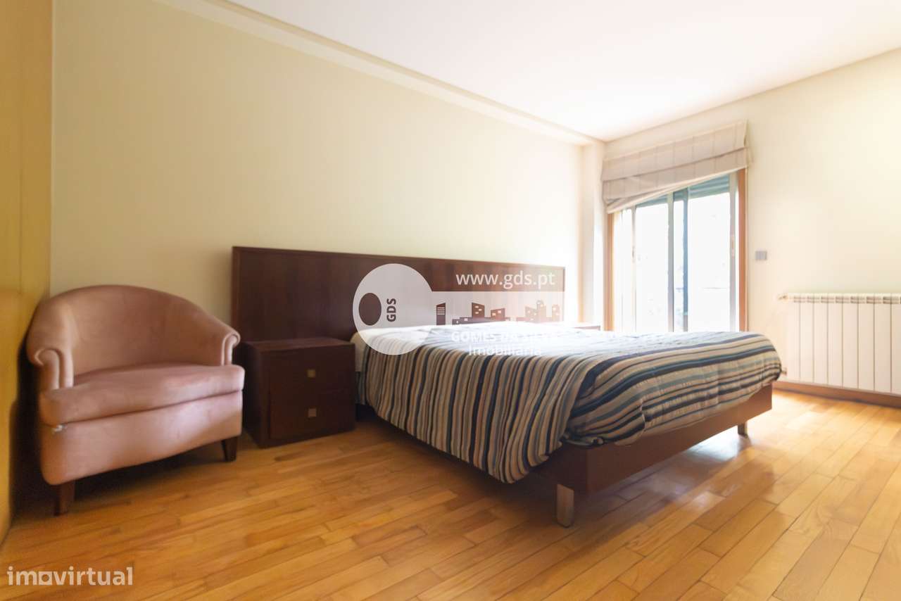 Apartamento T3 com excelentes áreas – Celeirós, Braga-21