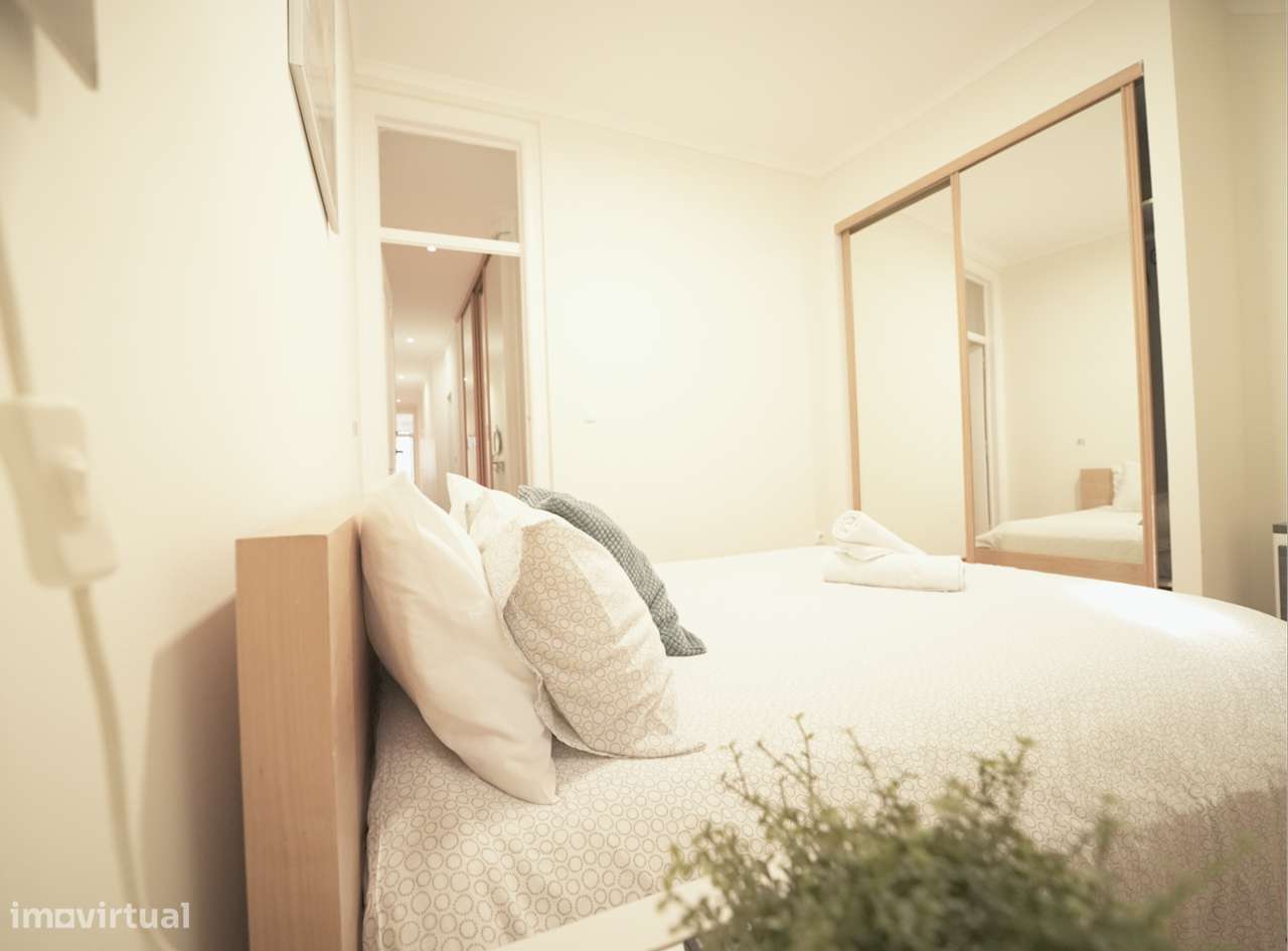 Viva ou Invista no Coração da Graça: Imóvel com Licença de AL Incluída - Grande imagem: 4/21