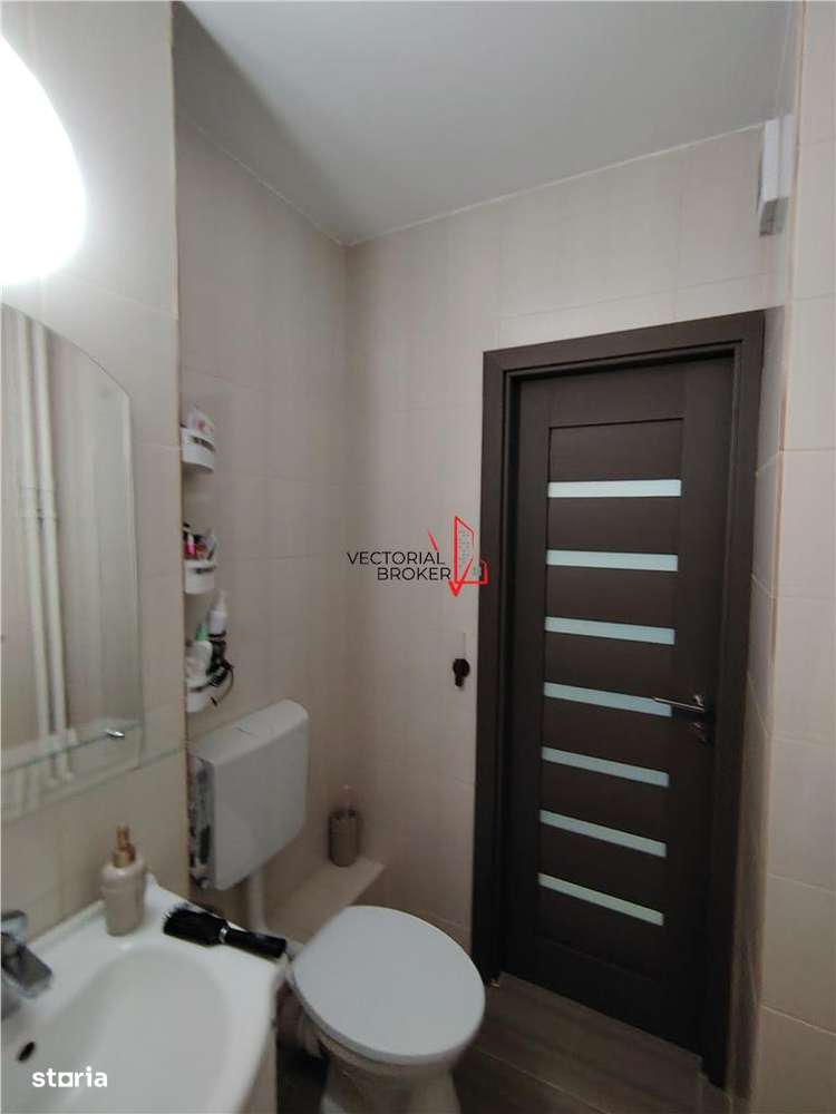 Apartament 2 camere zona Trapezului Metrou cu Teava de Gaz pentru Cent-18