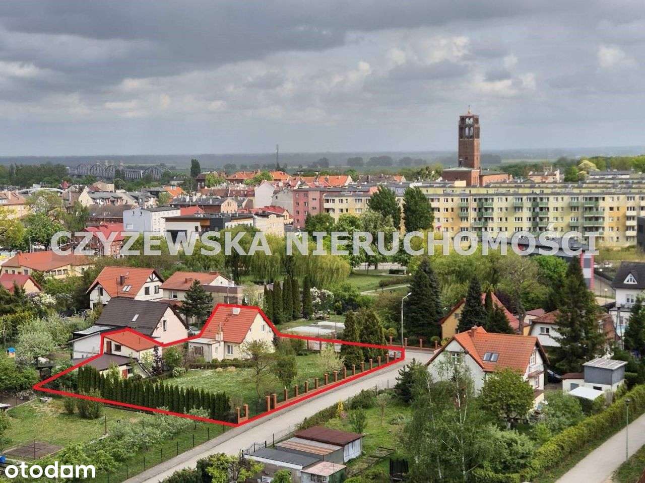 Nieruchomość Z Potencjałem Ul. Chłodna 8 W Centrum