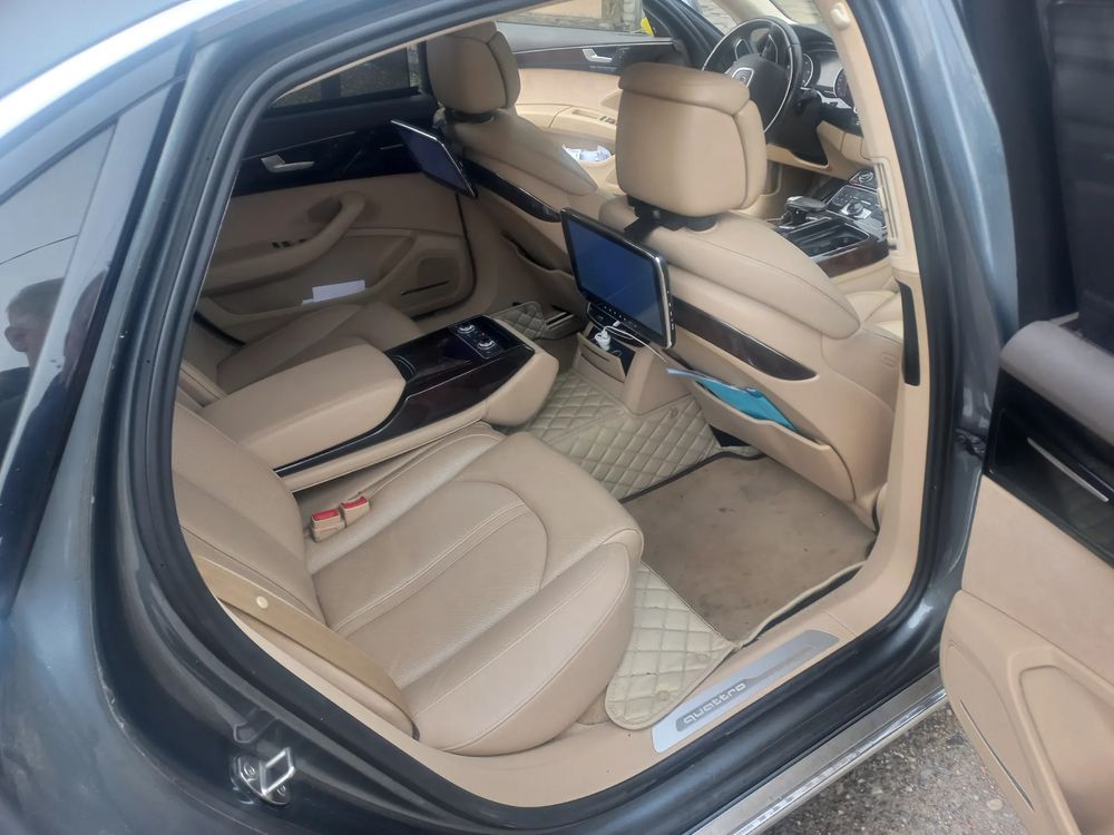 Audi A8 3.0 TDI DPF clean quattro tiptronic 2016