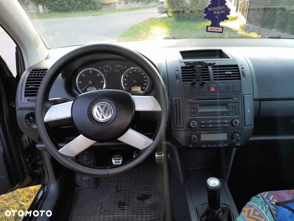 Volkswagen Polo 1.9 TDI Cross - 9